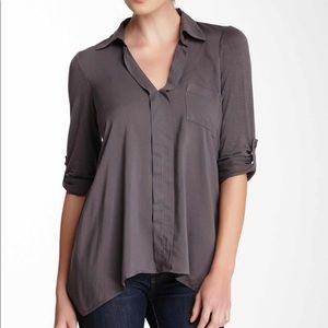 Pleioni Sharkbite V-Neck Collard Top